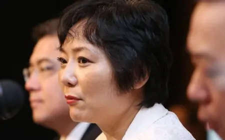 World Richest Woman 2022 - Wu Yajun Wiki, Bio, Net Worth, Height, Age, Quotes, Wishes, Messages World Richest Woman 2022 - Wu Yajun Wiki, Bio, Net Worth, Height, Age, Quotes, Wishes, Messages