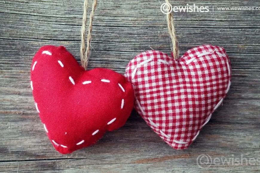 Love Status: Best Love Whatsapp Status & Quotes For Lovers