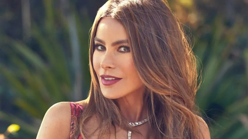 Sofia Vergara - Highest Paid Actress in World (2023) Wiki, Biography, Affairs, Husband, Motivational Quotes by actress