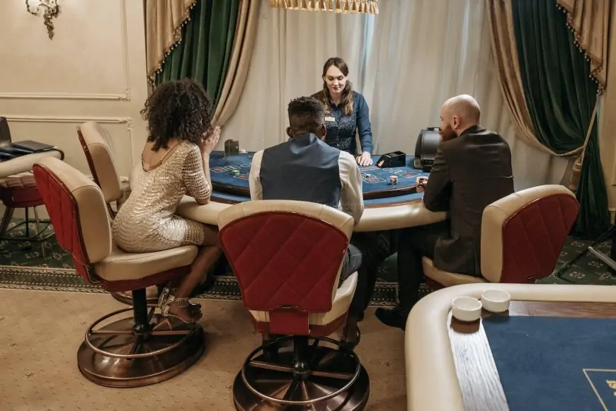 Winning at Online Slots: Tips, Tricks and Strategies