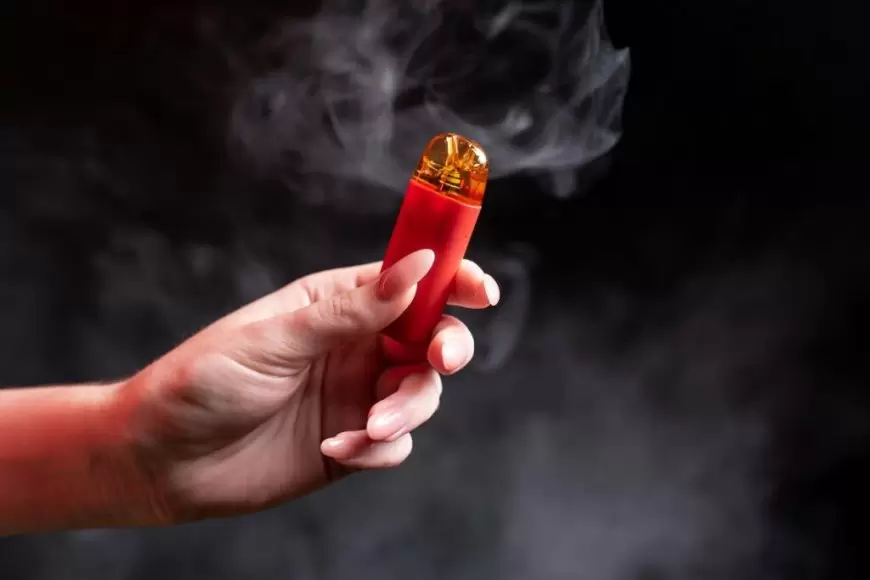 The Risks and Benefits of Using THC Vape Cartridges