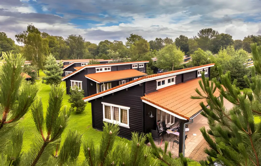 Buying vs. Renting a Club Villa: Which Option is Right for You?