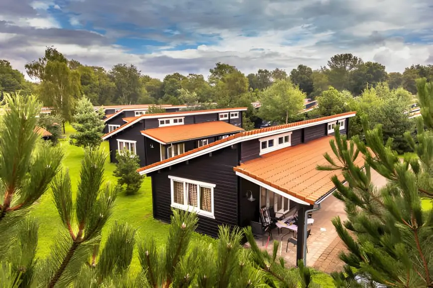 Buying vs. Renting a Club Villa: Which Option is Right for You?