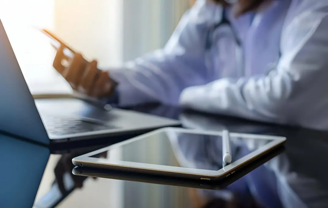 Navigating the Process of Obtaining EMR Certification Online