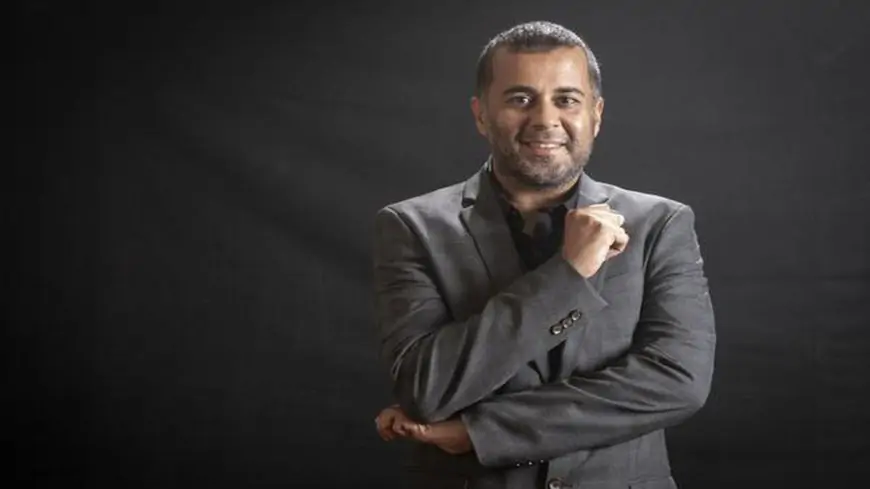 Chetan Bhagat Biography – Age, Wife, Family, Education, Success Story and More