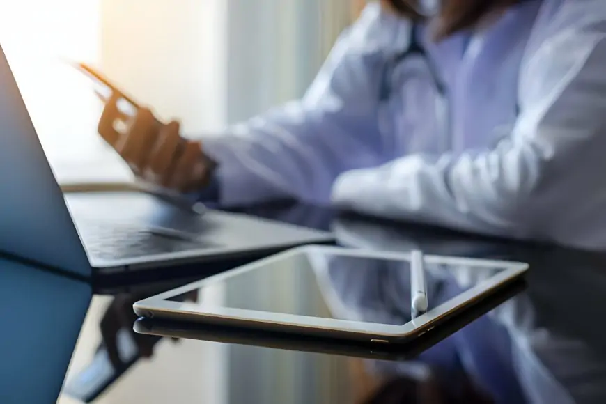 Navigating the Process of Obtaining EMR Certification Online