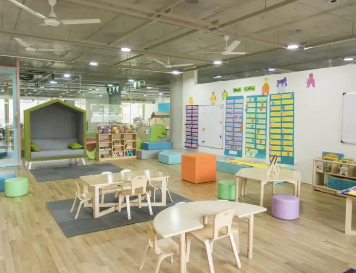 Top Teacher Tips for Moving Classrooms for the New Academic Year