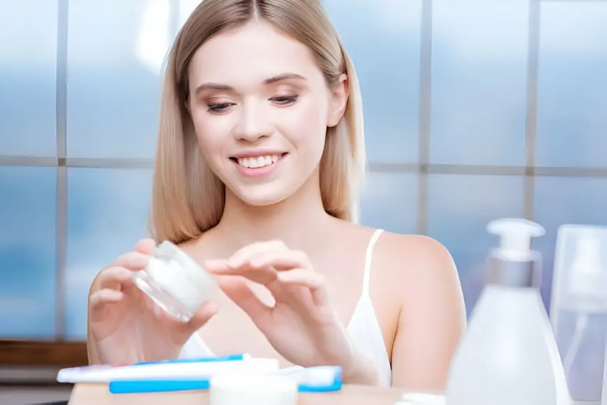 Unlock Your Skin's Potential With Retinol Youth Renewal Serum