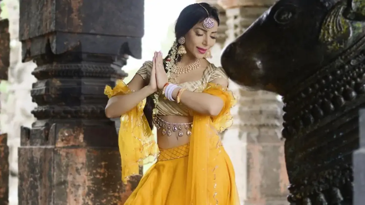 Maahi Khan Web Series Watch Online (June 2025)