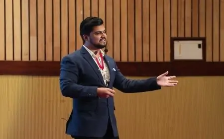 Zeeshan Shaikh Biography in Hindi