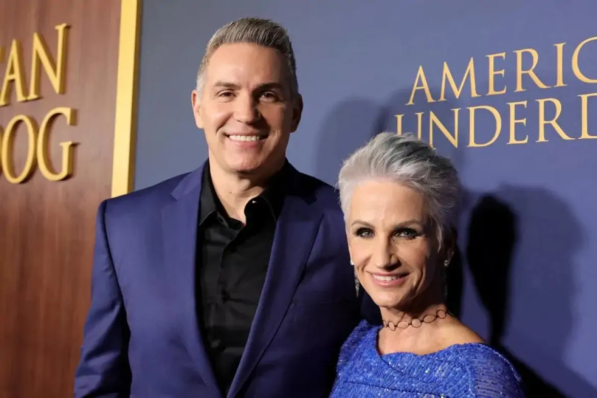 Pictures of Kurt Warner from his Famous Entertainment project “American Underdog”