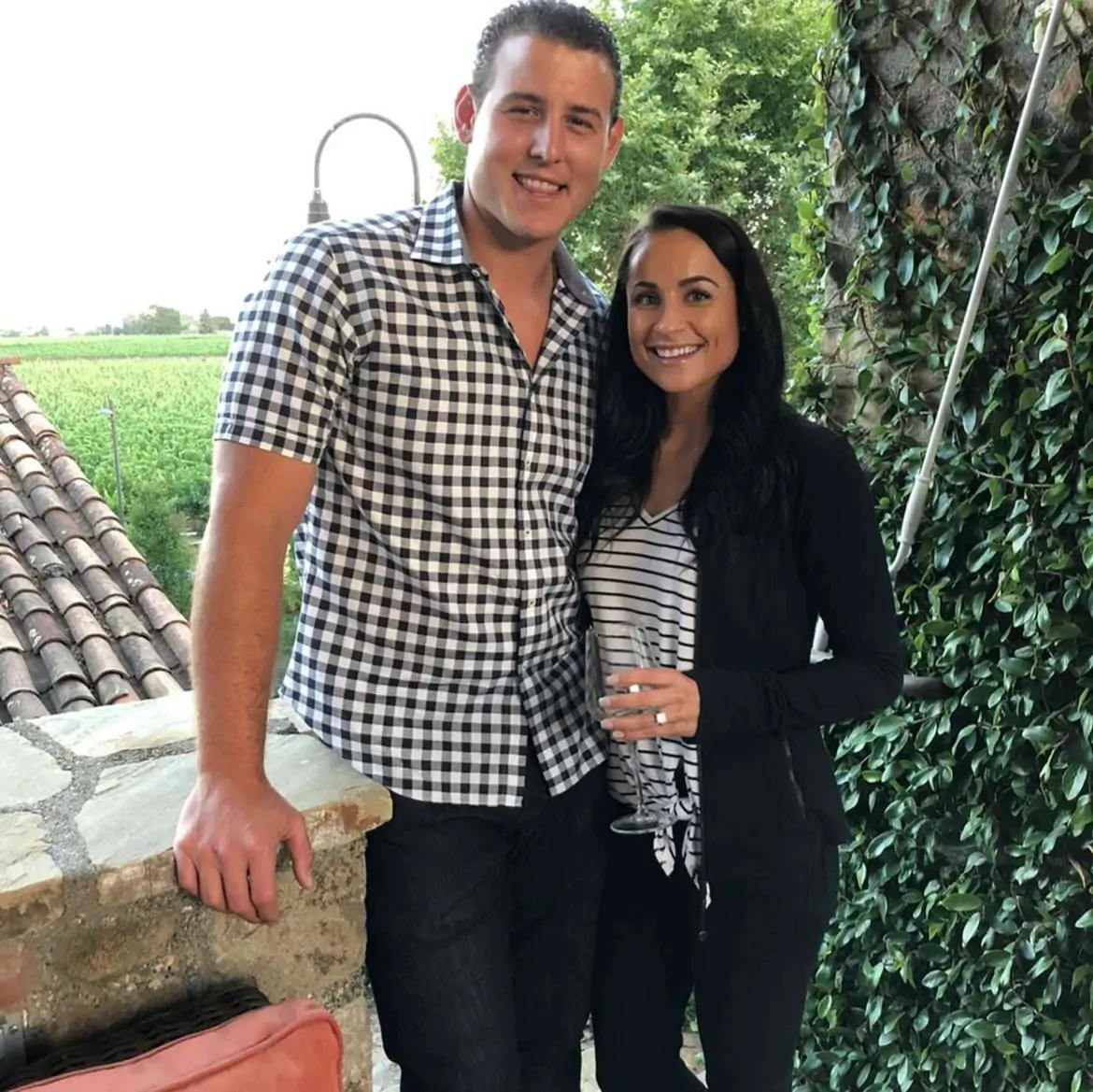 Emily Vakos pictures with her Wife “Anthony Rizzo”