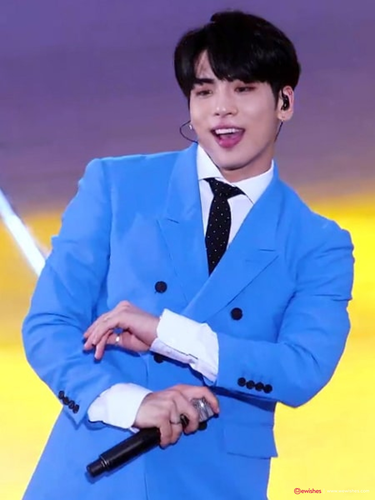 Jonghyun 81774720571 E9462e