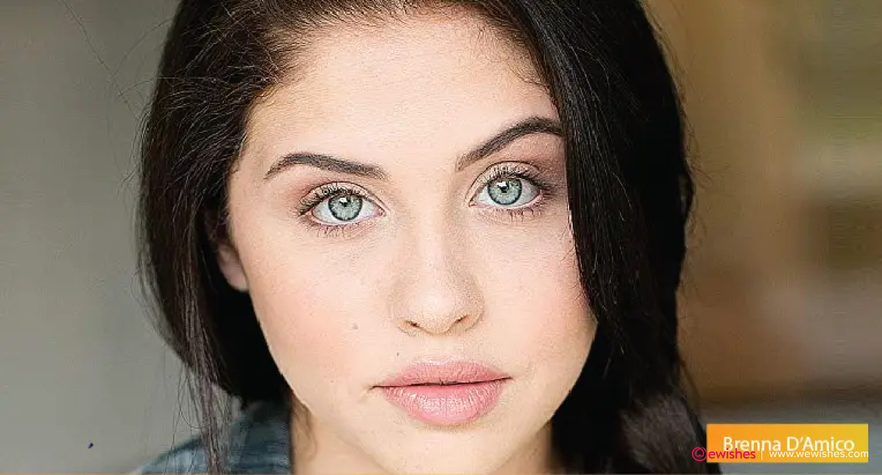 Brenna D Amico natural eye color – blue eyes