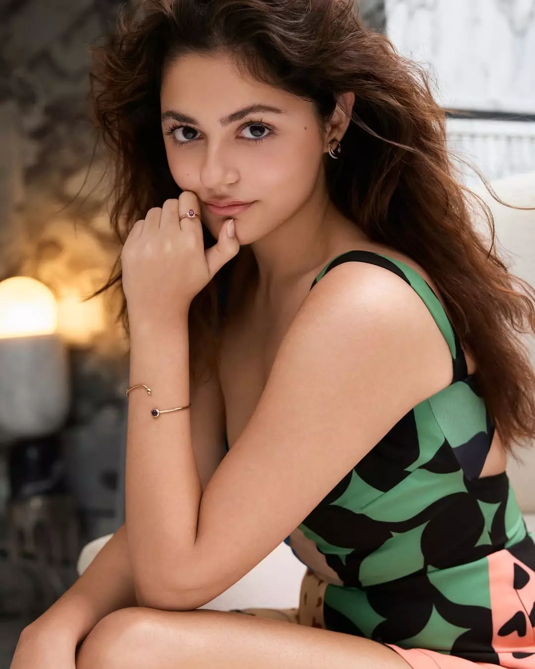 Aneet Padda Figure, Height, Family, Education, Career Details