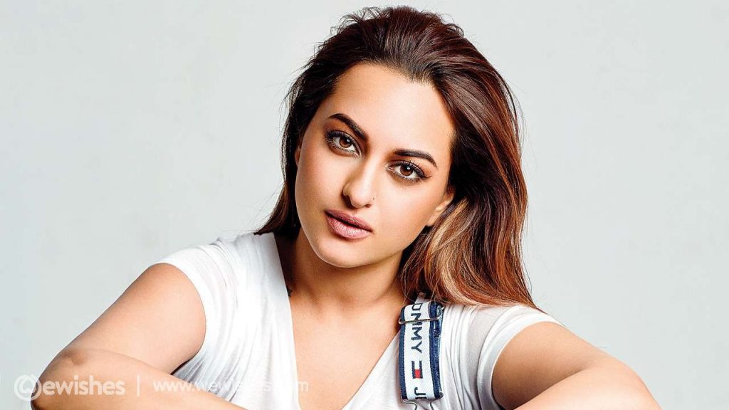 Sonakshi Sinha Sexy Hot Pictures 