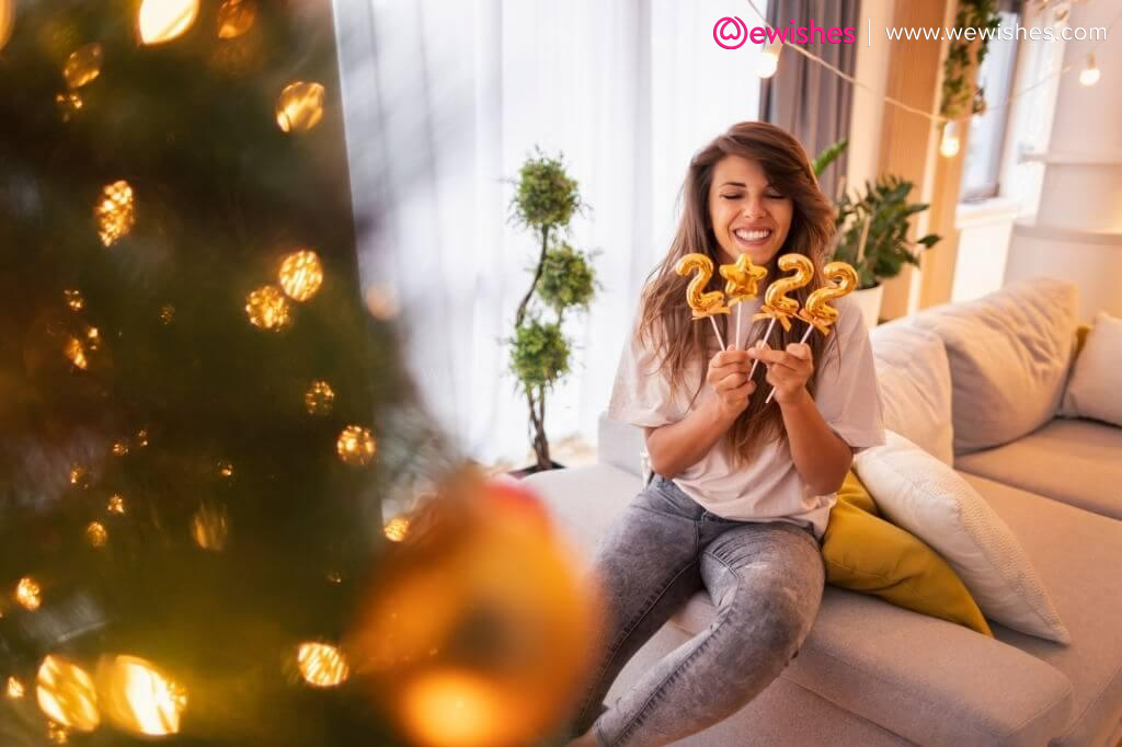 Christmas In Comfort 2022 Merry Christmas 2022 Wishes To Girlfriend, Lover, Santa Love Quotes,  Romantic Messages | We Wishes